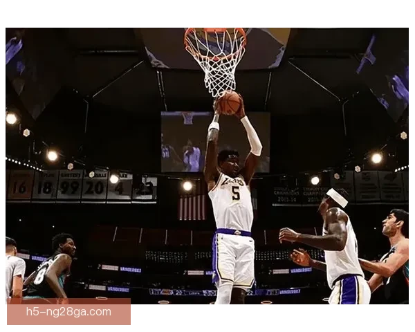 雷迪克醒悟发布会直指防守放权